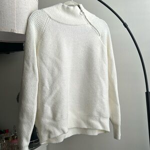 Lizard Thicket Cream Sweater